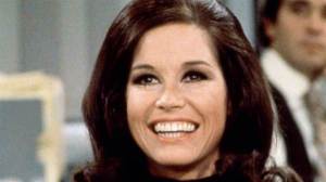 mary-tyler-moore-1920-1080-nbcnews-ux-1080-600